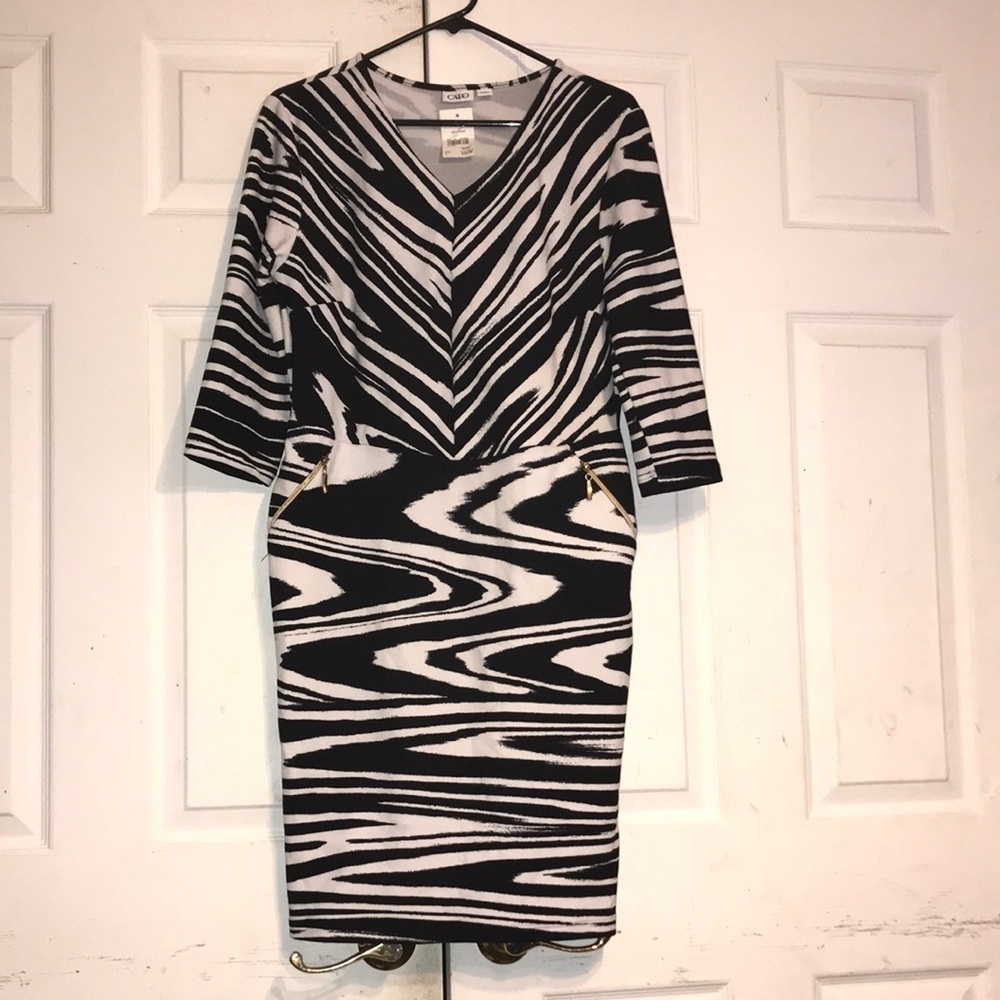 NWT Women’s Cato Bodycon Patterned Dress